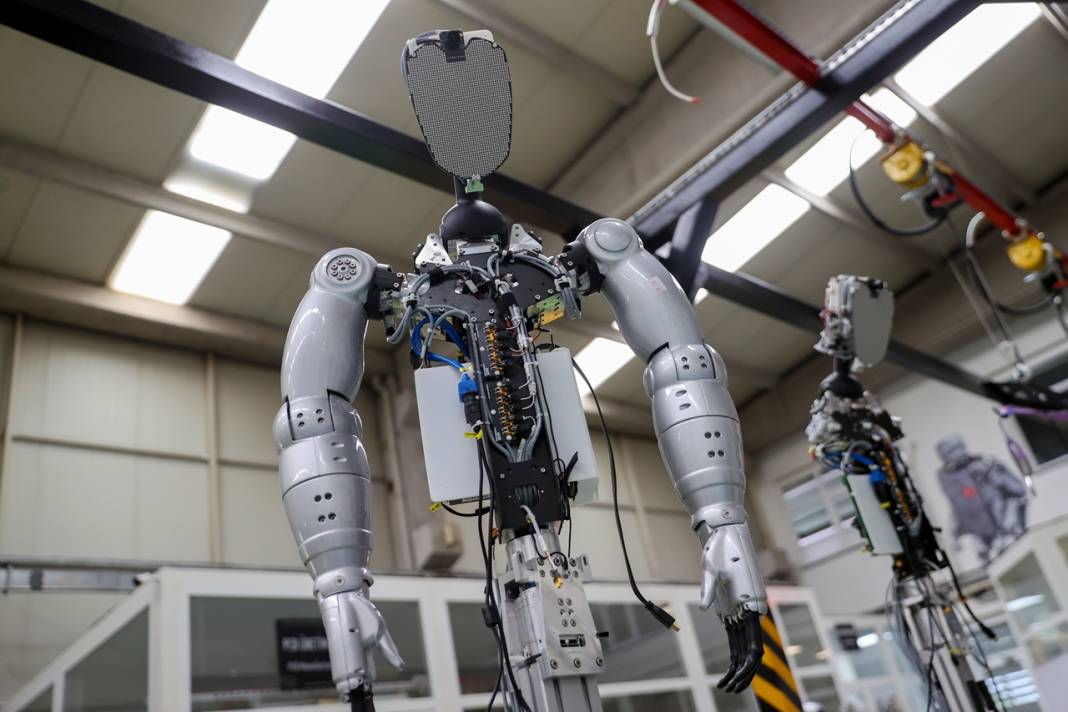 Konya'da insansı robotlar üretiliyor: Yakında vatandaşlara tanıtılacak 5
